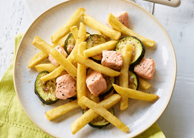 1.2.3 FRIES ORIGINAL S LOSOSEM, CUKETOU A ŠAFRÁNOVÝM JOGURTEM